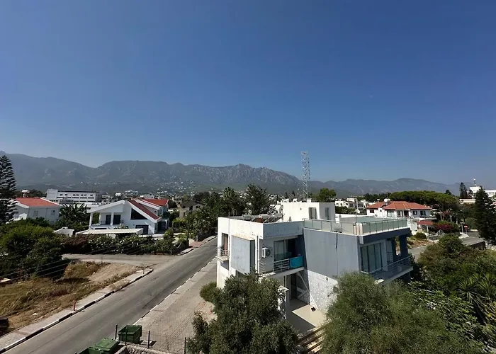 Appartamento Seaview And Mountainview Kyrenia (Northern Cyprus)