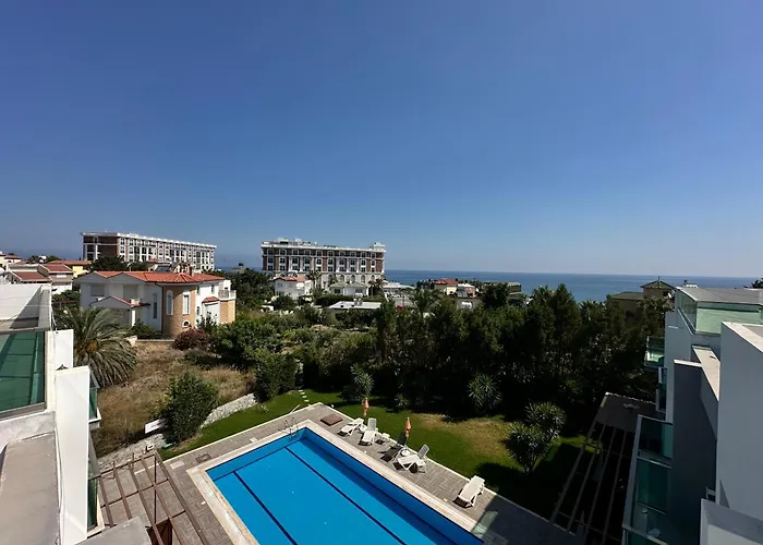 Seaview And Mountainview Girne